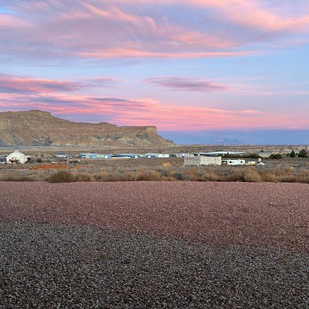 Page Arizona Border Town- Crimson Suite, Desert Canyon Getaway With Views Big Water Eksteriør bilde