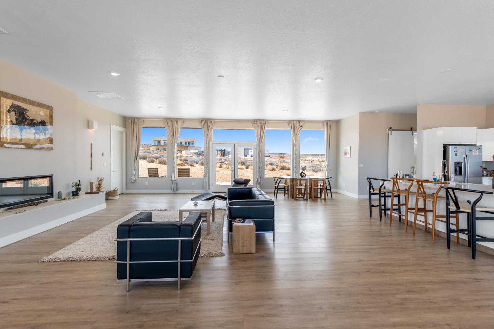 Page Arizona Border Town- Crimson Suite, Desert Canyon Getaway With Views Big Water Eksteriør bilde