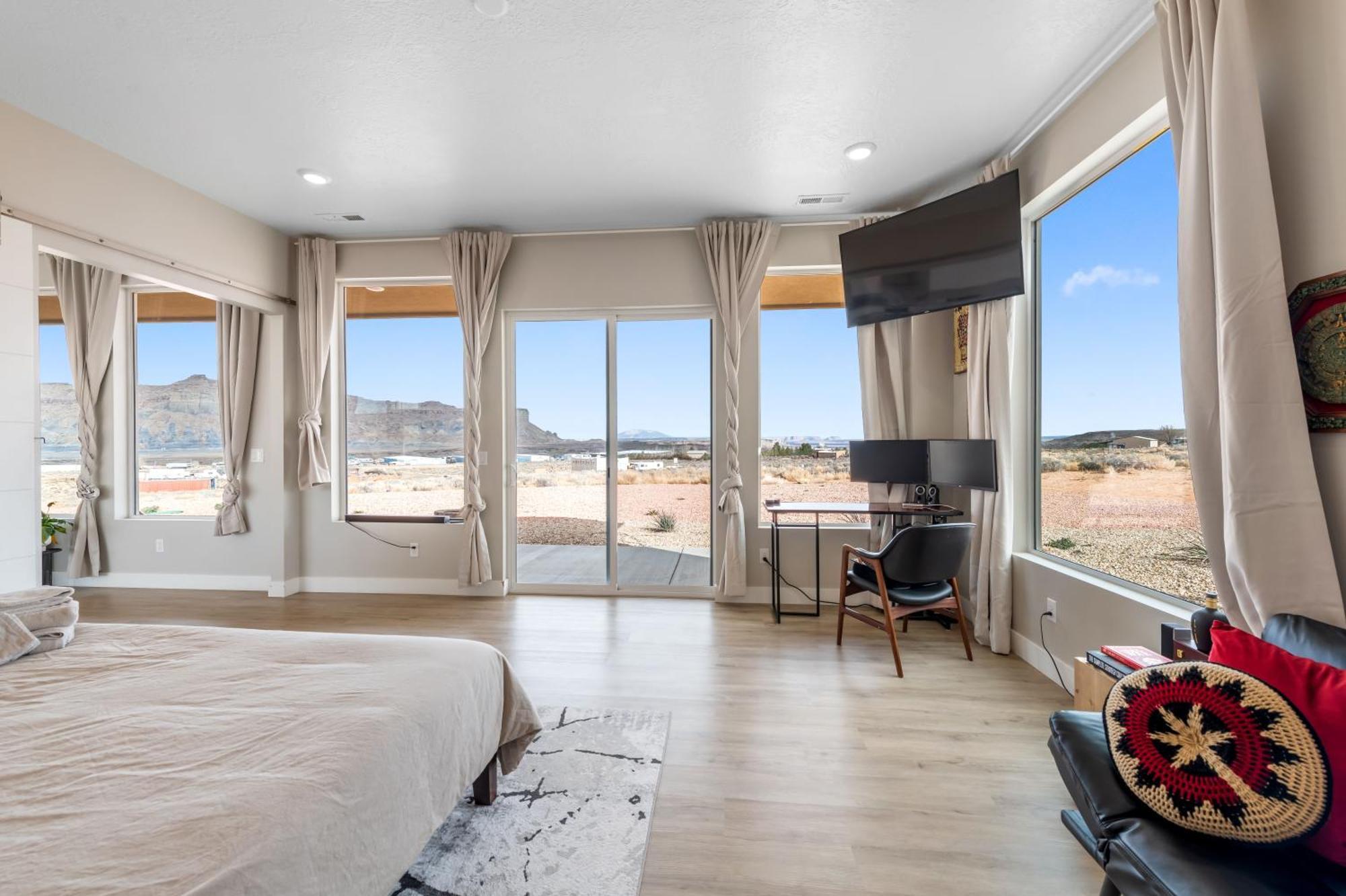 Page Arizona Border Town- Crimson Suite, Desert Canyon Getaway With Views Big Water Eksteriør bilde